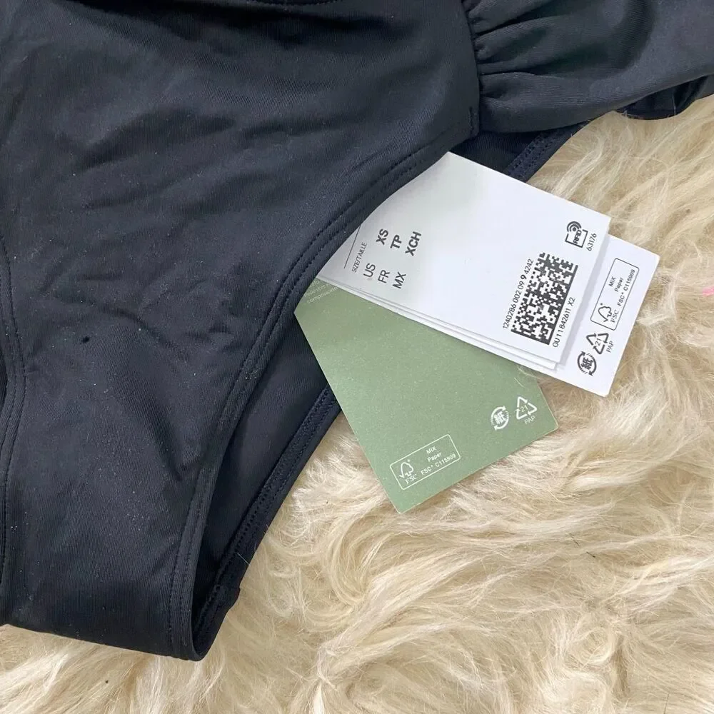 NWT H&M  Cheeky Bikini Bottom Black Size XS